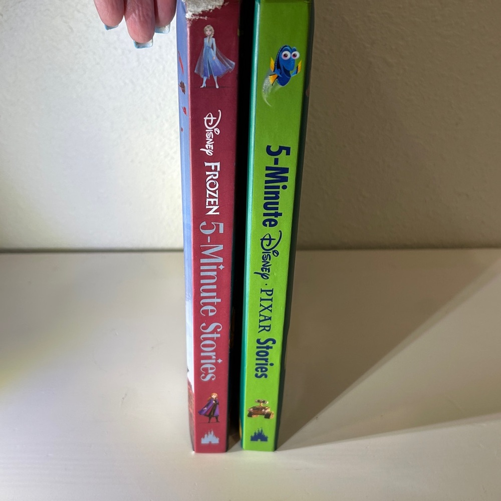 (2) Disney Hardcover 5 Minute Storybook Stories Disney Pixar & Frozen - Picture 7 of 15